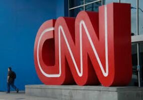 Белый дом прекращает сотрудничество с CNN 